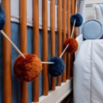 Penduricalho de Berço de Pompons World